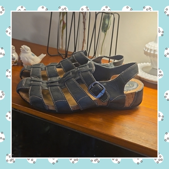 BareTraps Shoes - Bare traps leather sandals size 11